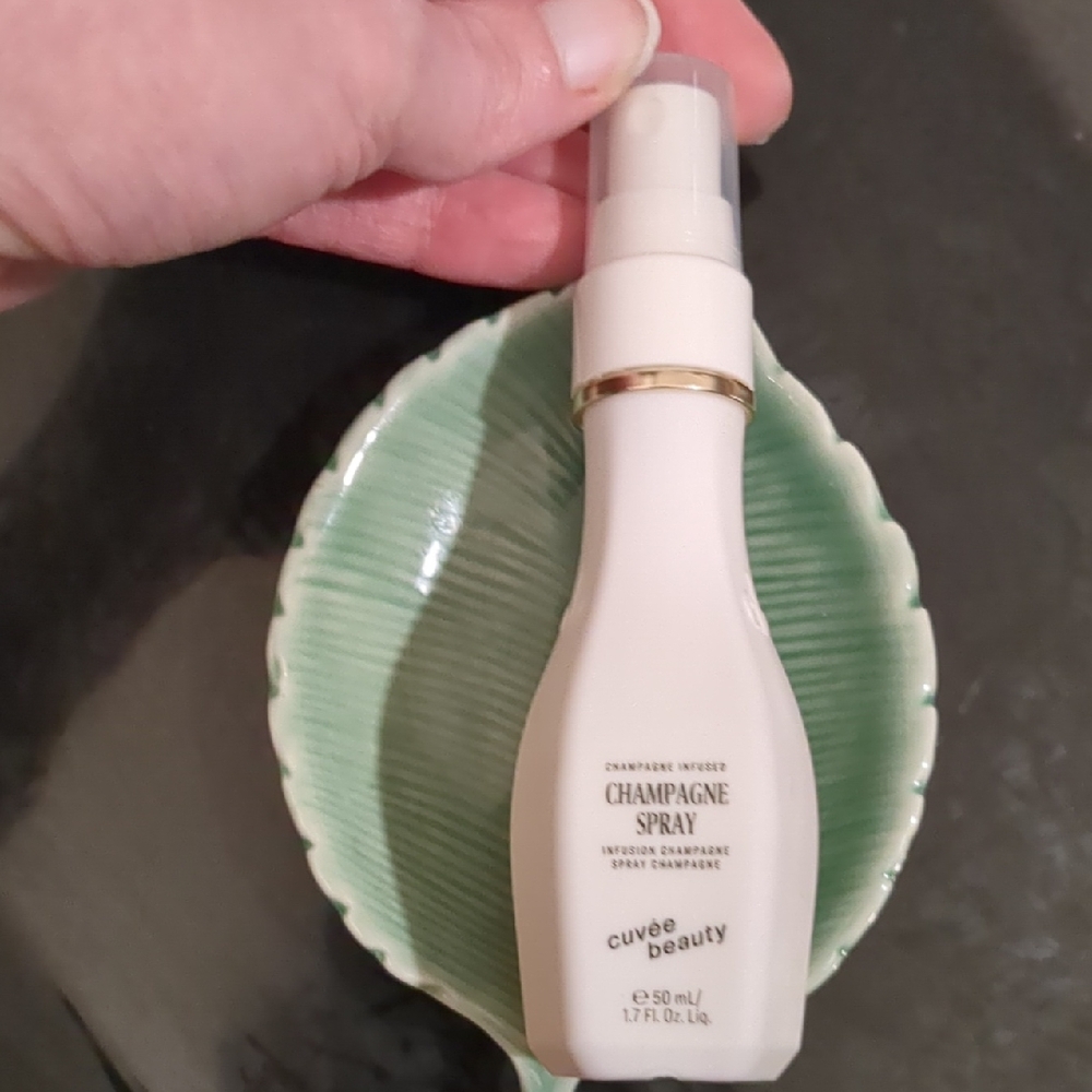 Volumizing Spray (Hair)
